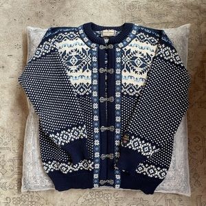 DALE of NORWAY wool cardigan sweater